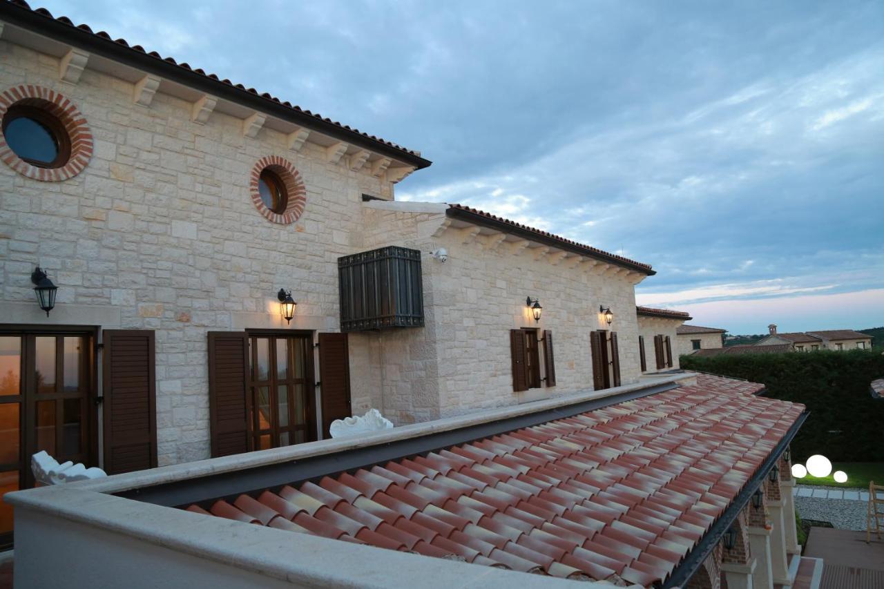 Villa Carolus-Luxurious Istrian Villa Barat  Exteriör bild