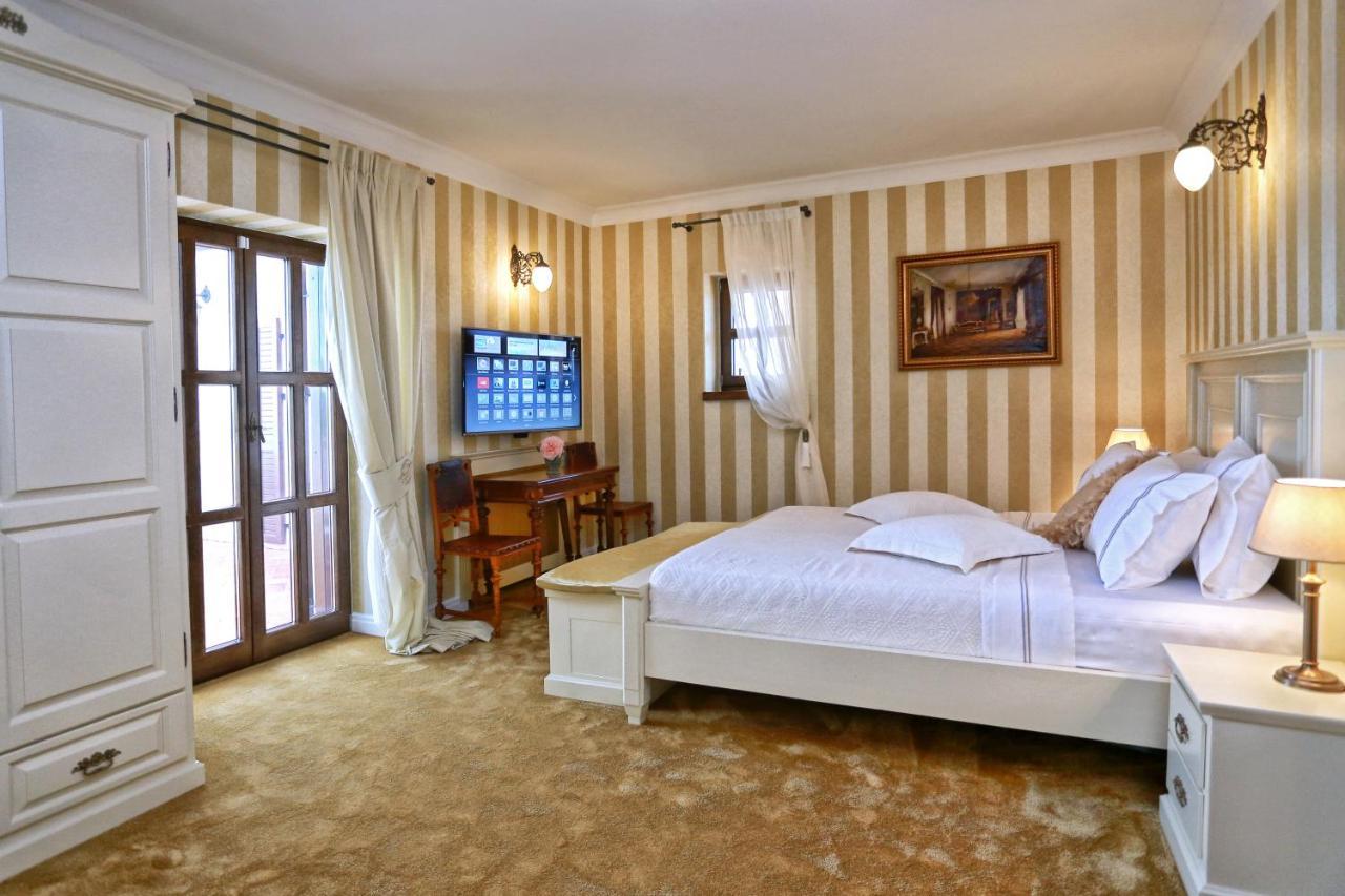Villa Carolus-Luxurious Istrian Villa Barat  Exteriör bild